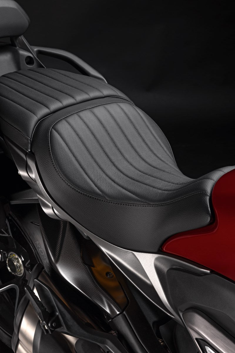 Premium Rider Seat - 96881401AA