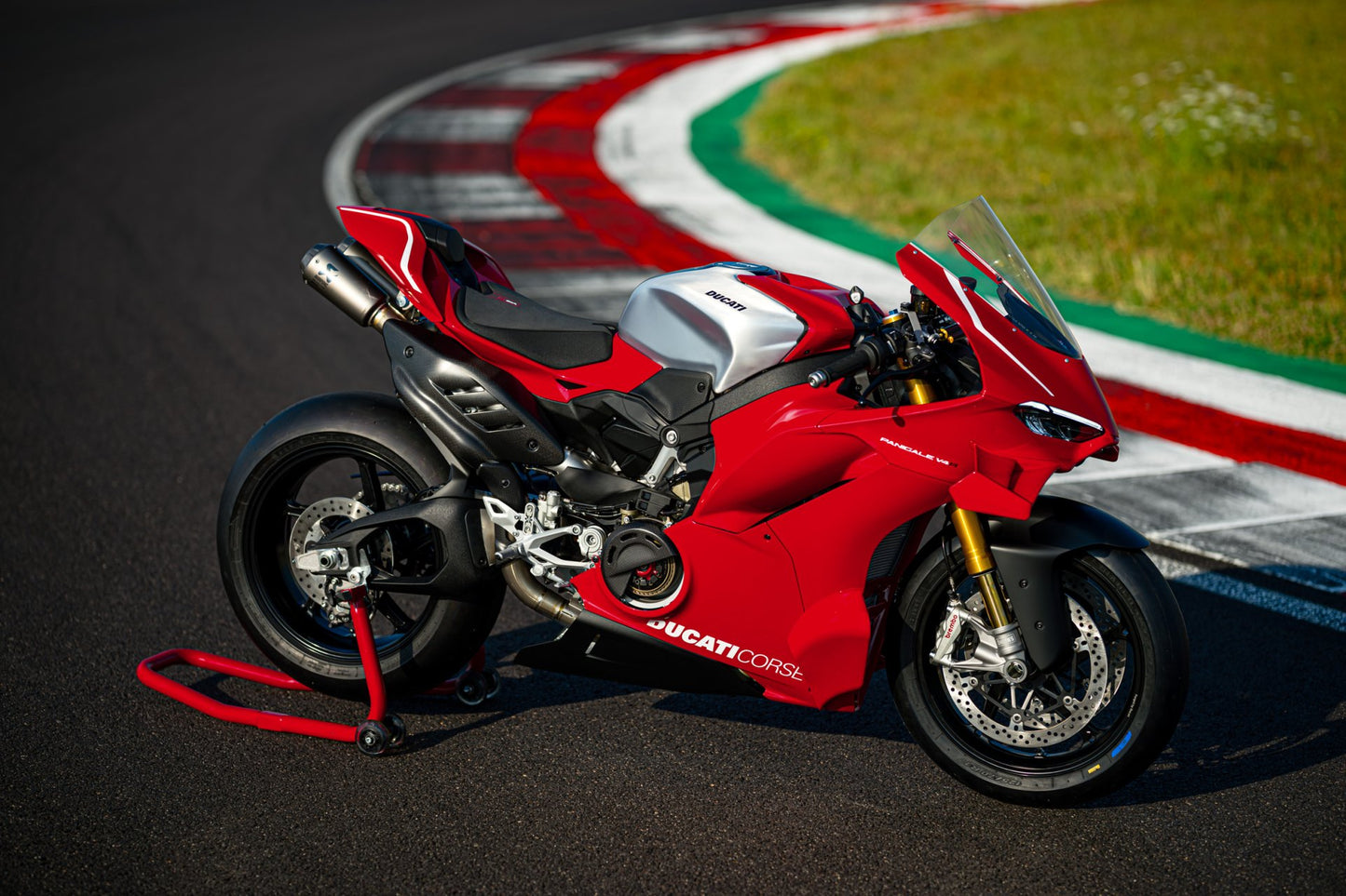 2026 Panigale V4R