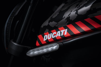 Integrated Dynamic LED Turn Indicators- 96681221AA