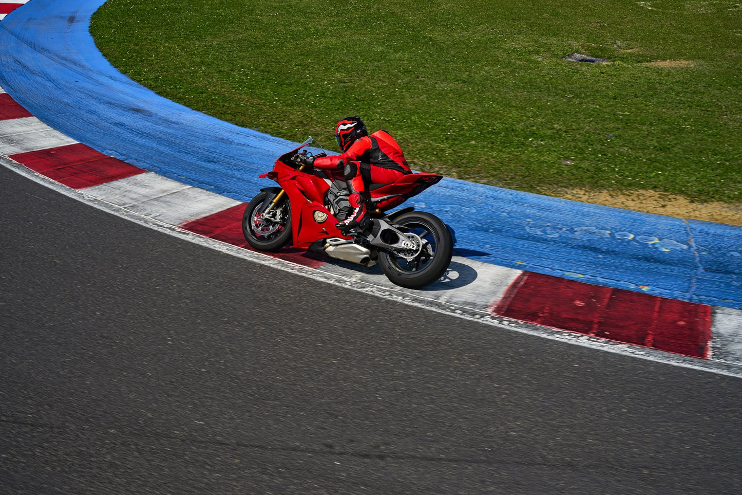 2025 Panigale V4S