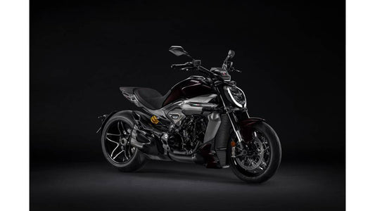 2026 Ducati XDIAVEL V4 DUCATI BLACK LAVA